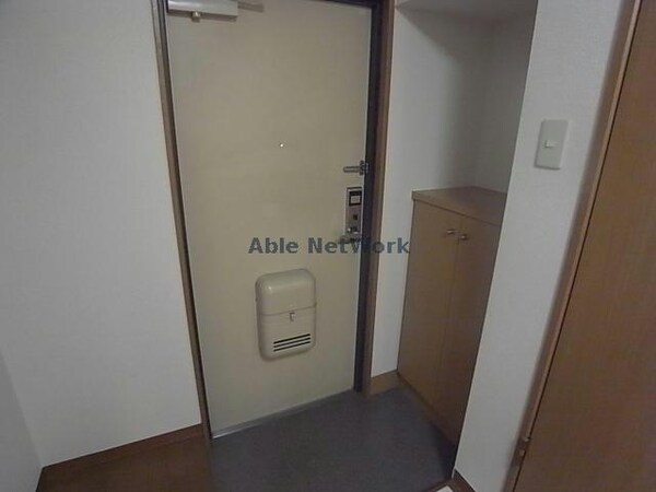 玄関回り(※別部屋参考写真)