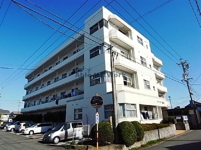 物件外観写真2　(駐車場)