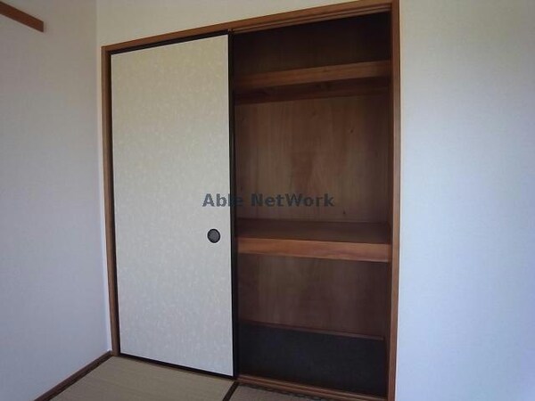 収納(別部屋参考写真)