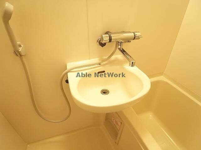 物件内観写真9　(洗面所)