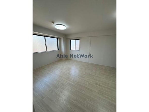 リビングダイニング