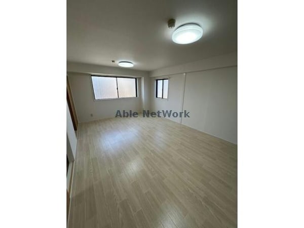 リビングダイニング