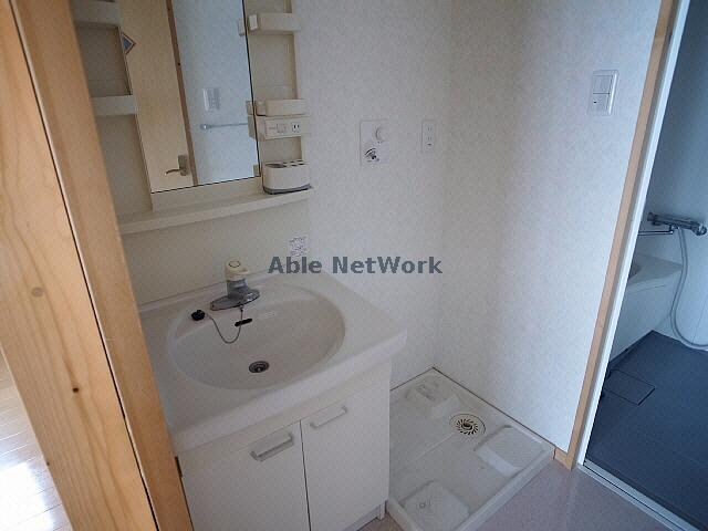 物件内観写真15　(洗面台)