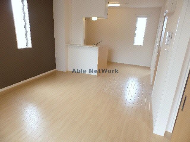 物件内観写真7　(別室反転タイプ参照)