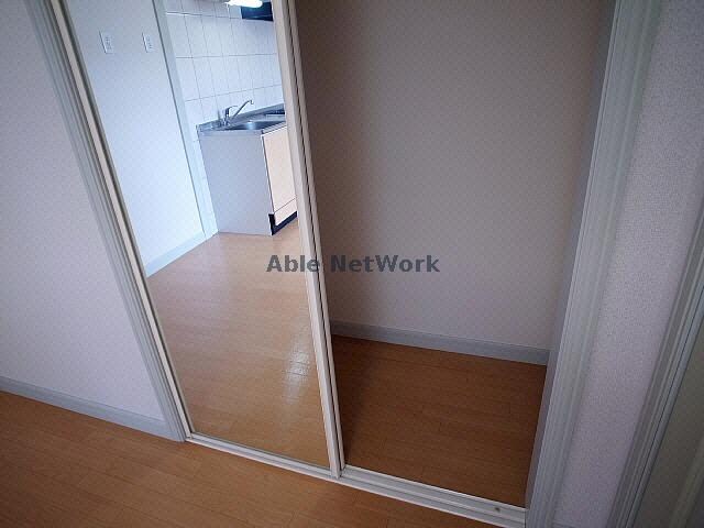 物件内観写真14　(収納)