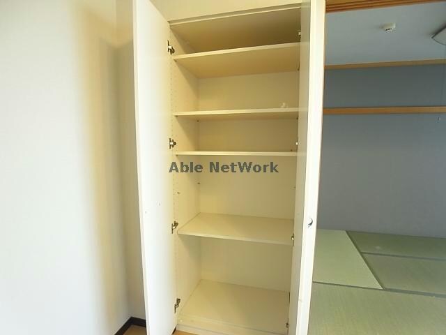 物件内観写真22　(LDK収納)