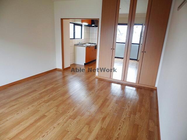 物件内観写真14　(別室参照写真)