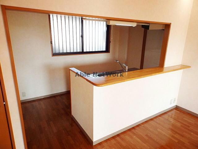 物件内観写真10　(参照写真)