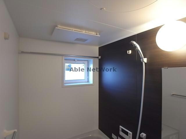 物件内観写真24　(浴室乾燥機)