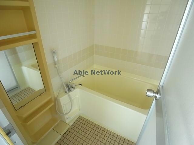 物件内観写真8　(バスルーム)