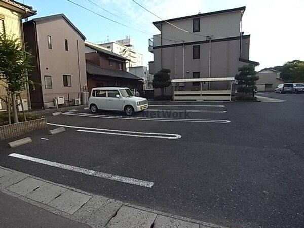 駐車場(駐車場)