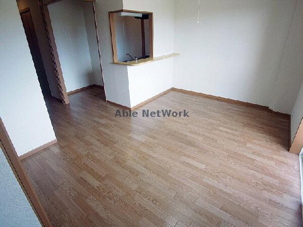 リビングダイニング