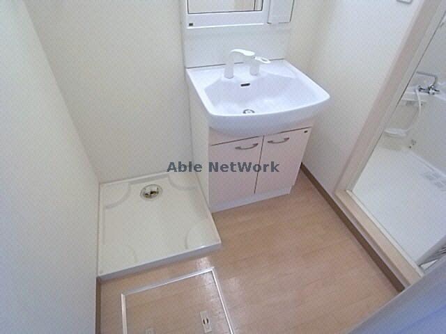 物件内観写真8　(洗面)