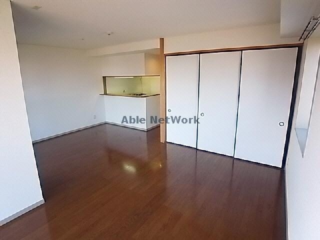 物件内観写真14　(間取り反転タイプ)