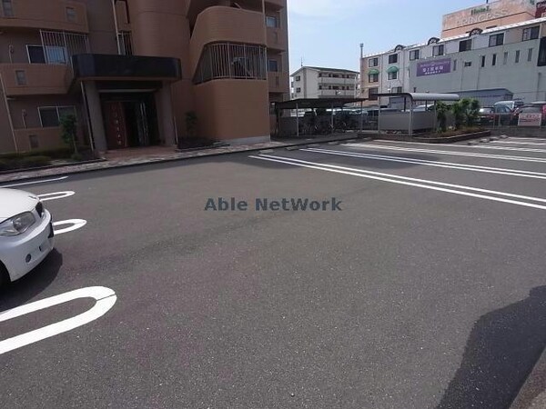 駐車場(駐車場)