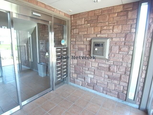 物件外観写真5　(ｴﾝﾄﾗﾝｽ)