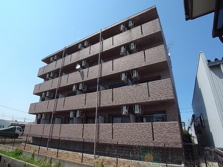 Gravina（グラヴィーナ）外観写真