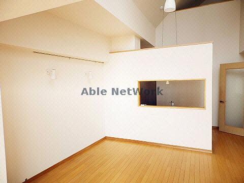 物件内観写真7　(LDK)