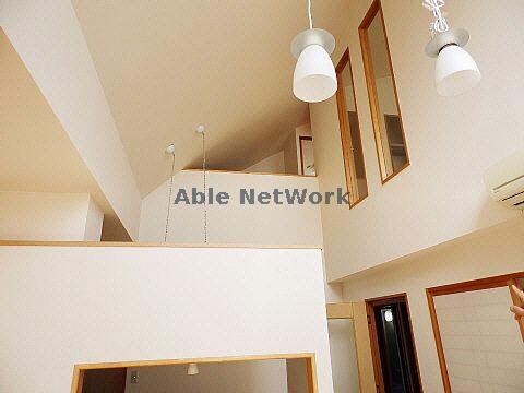 物件内観写真8　(LDK(天井）)