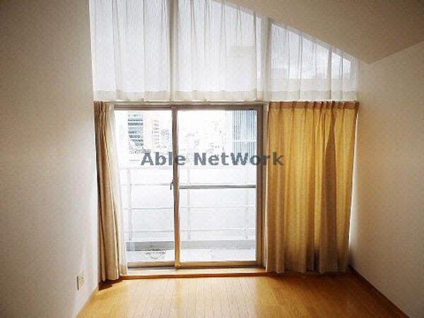 居室(洋室(2F南側))