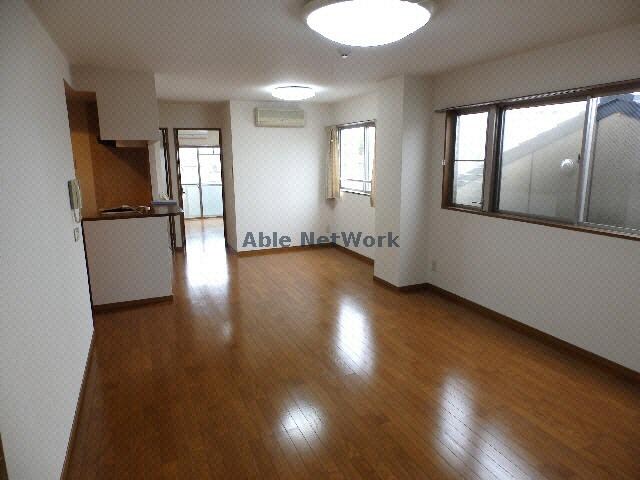 物件内観写真10　(※同タイプ別室参照)