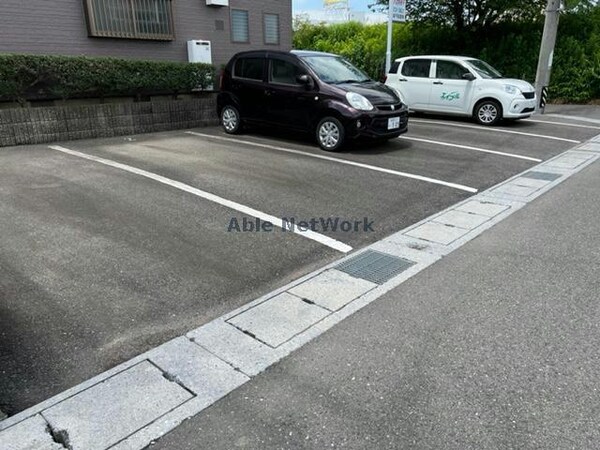 駐車場(駐車場)