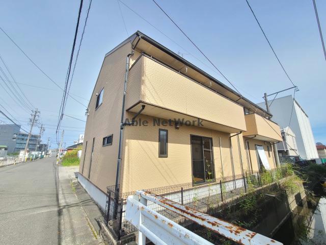 鶉ハウス