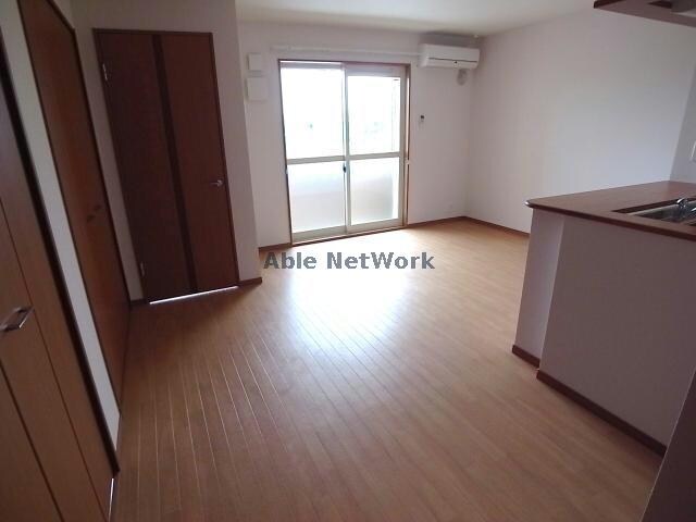 物件内観写真12　(※別部屋参考写真)