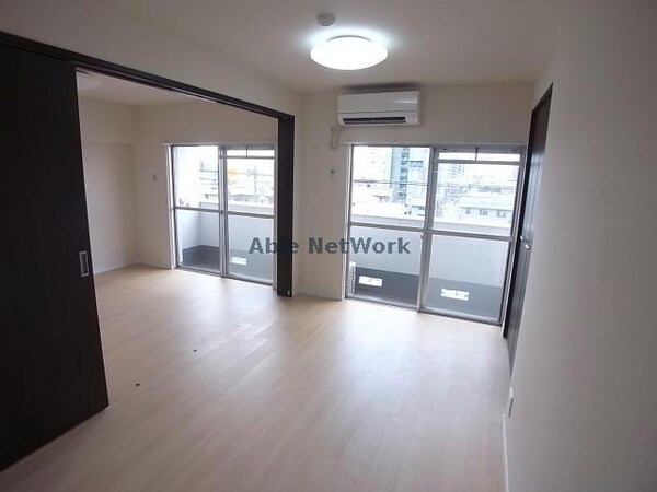 リビングダイニング(※参考写真)