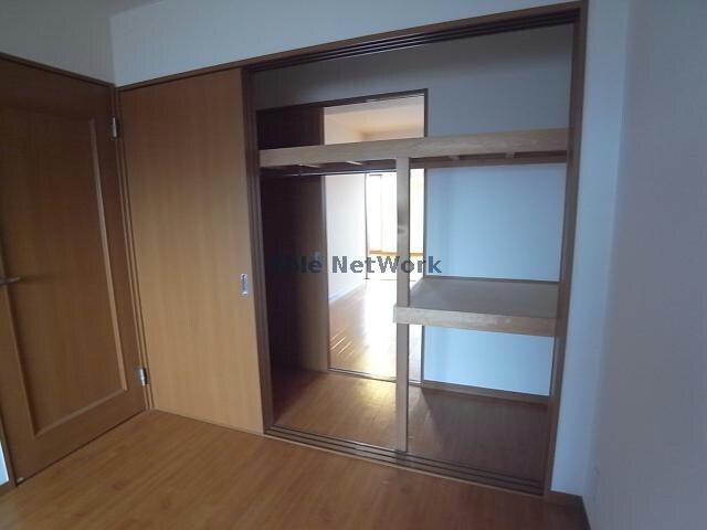 物件内観写真13　(ウオークスルークローゼット)