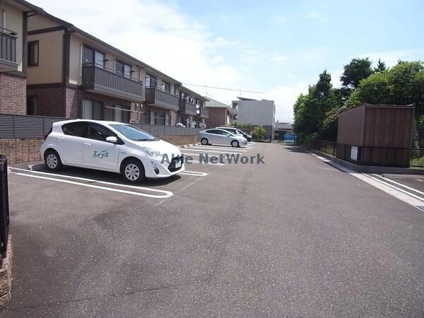 駐車場(駐車場)