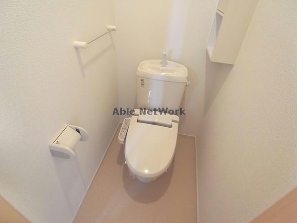 トイレ(※同物件別部屋写真)