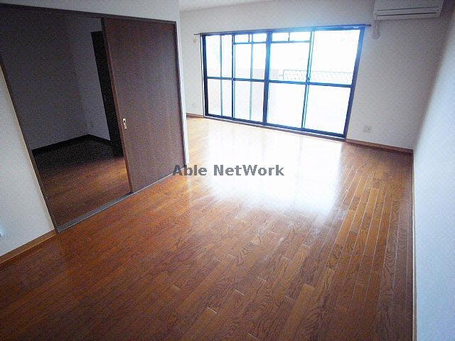 物件内観写真9　(LDK)