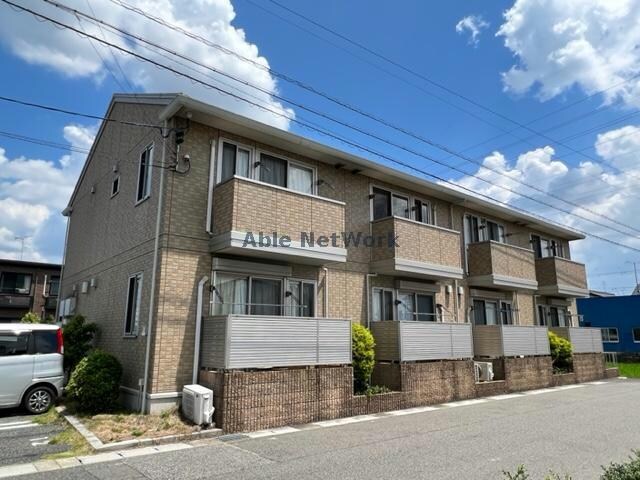 物件外観写真1　(駐車場)