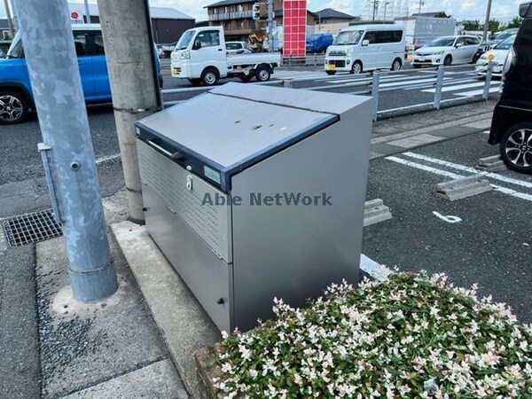 建物設備(ゴミ置場)