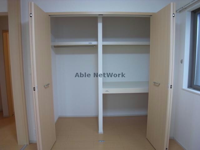 物件内観写真15　(収納)
