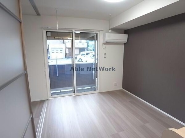 リビングダイニング