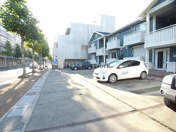 駐車場(駐車場)
