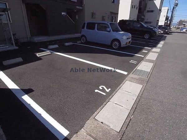 駐車場(駐車場)