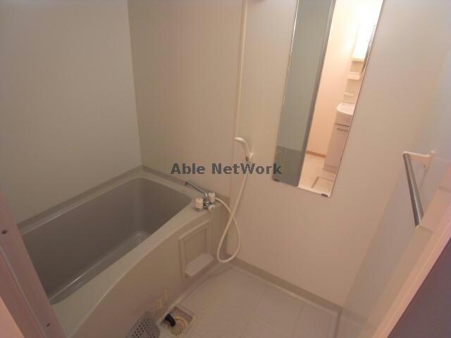 物件内観写真8　(※同物件別部屋写真)