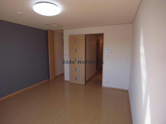 物件内観写真21　(※別室参考写真)