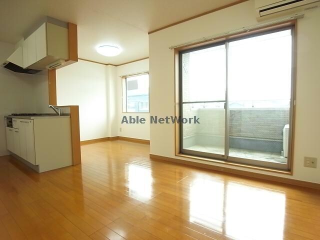 物件内観写真11　(※別室参考写真)