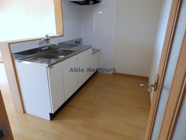 物件内観写真9　(同物件反転タイプ)