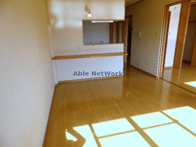 物件内観写真10　(同物件反転タイプ)