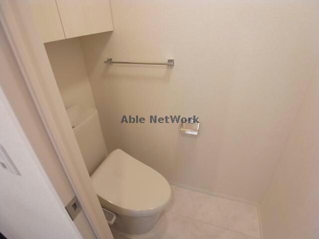 物件内観写真12　(温水洗浄便座)