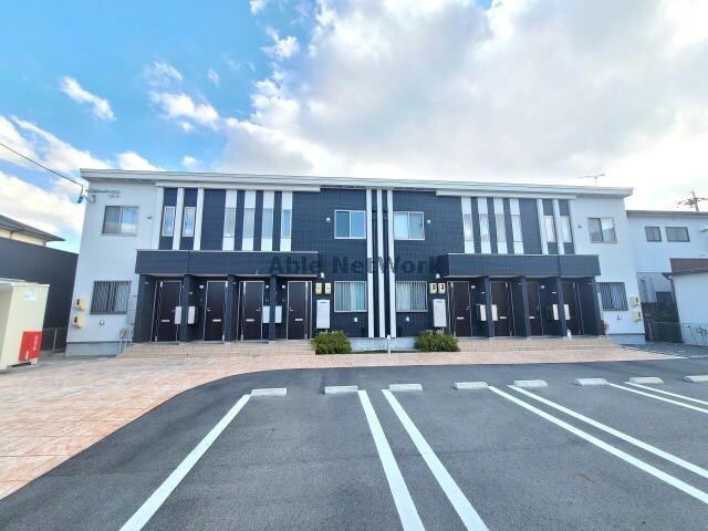 物件外観写真2　(B棟)