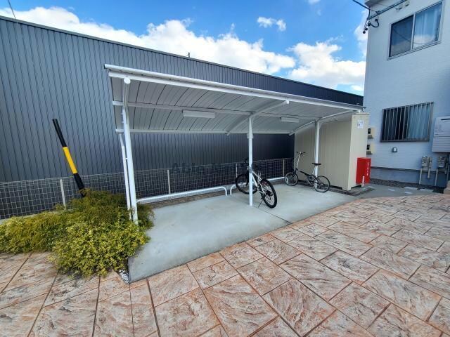 物件外観写真3　(B棟)