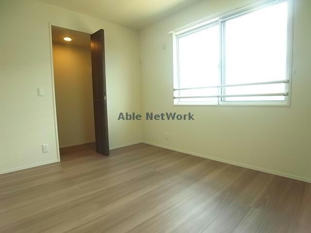 物件内観写真22　(居室2)