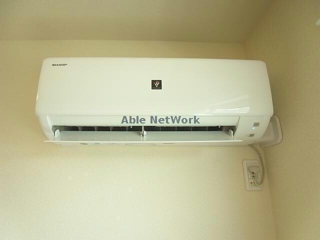 物件内観写真31　(リビング・エアコン)