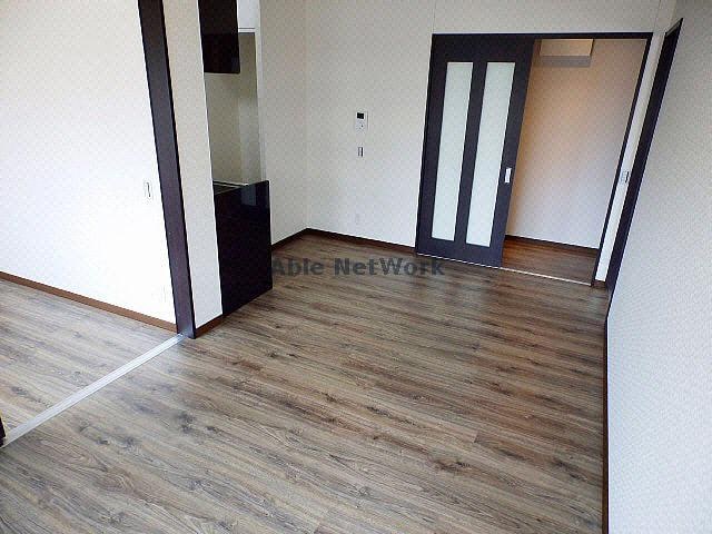 物件内観写真12　(リビングダイニング)